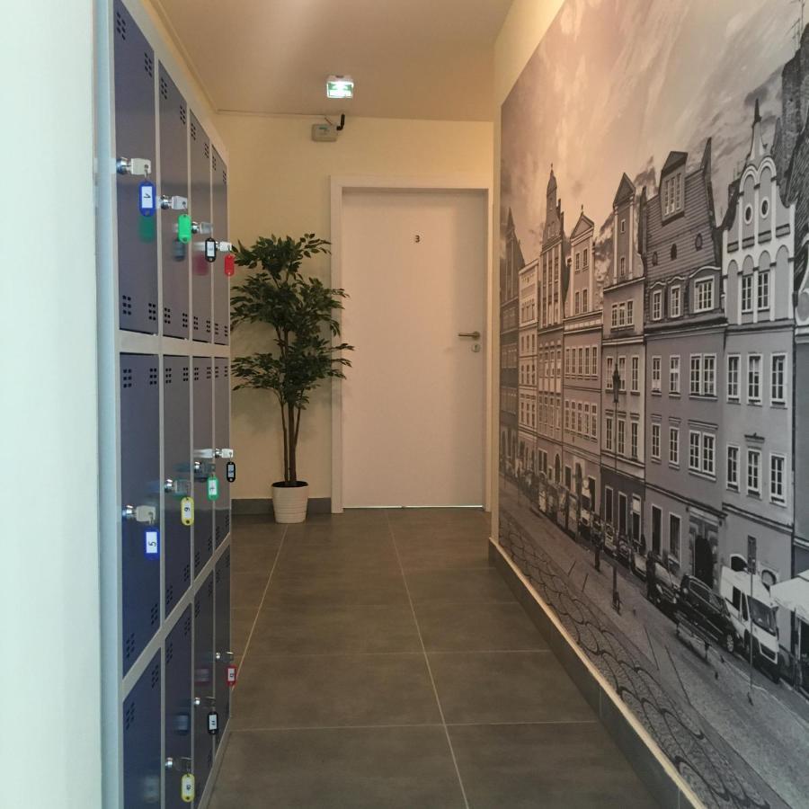 Hostel Opolska 11-19 Wroclaw Ngoại thất bức ảnh