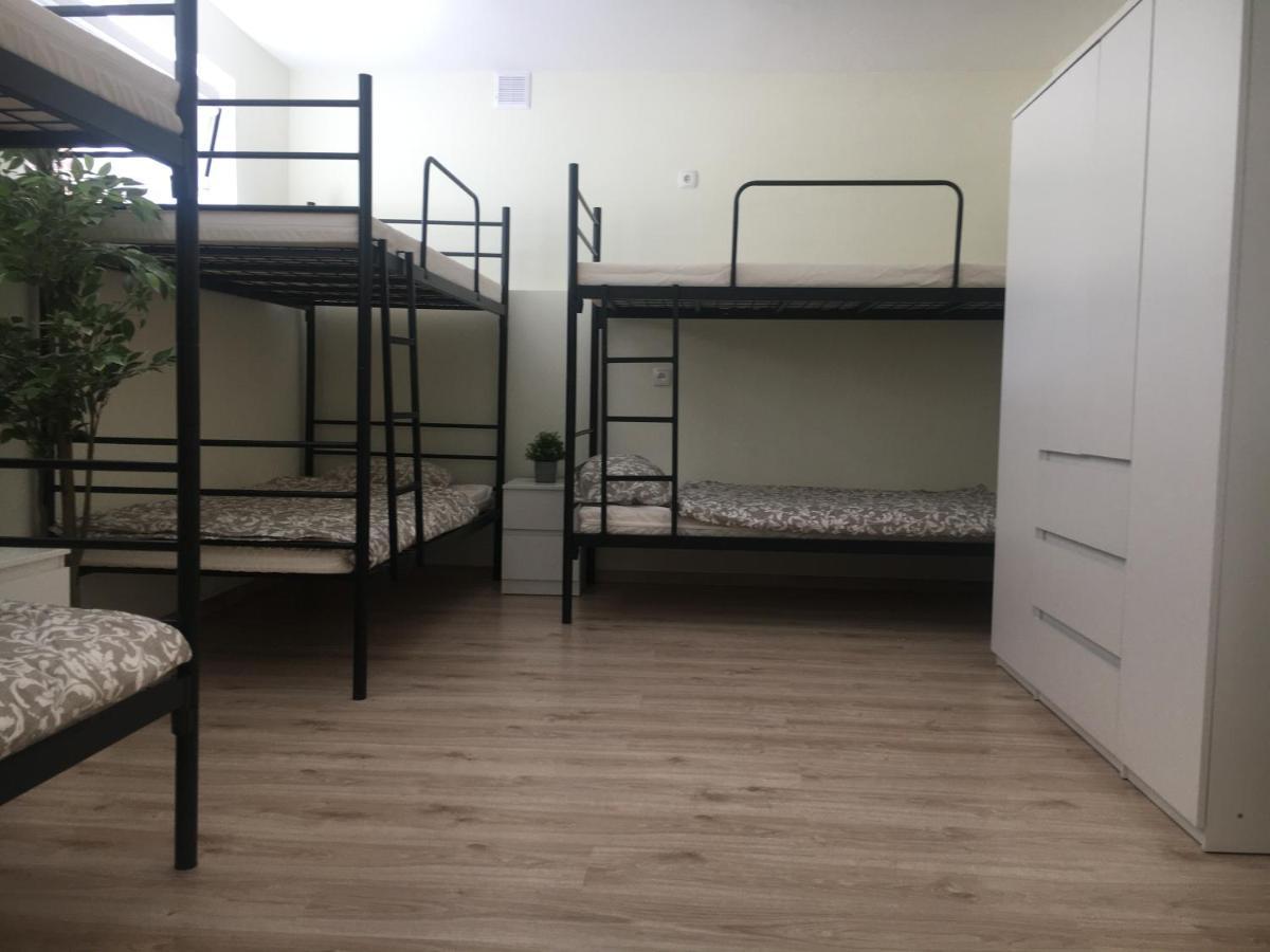 Hostel Opolska 11-19 Wroclaw Ngoại thất bức ảnh